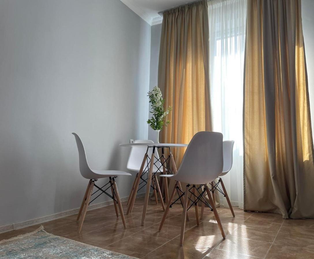 Comfy corner Lejlighed Telavi Eksteriør billede